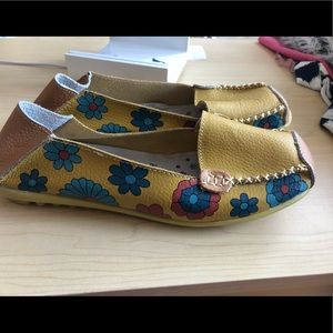 These slip on shoes can’t get any cuter!!